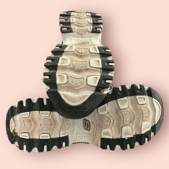 Sketchers memory foam sneakers - Picture 4 of 4